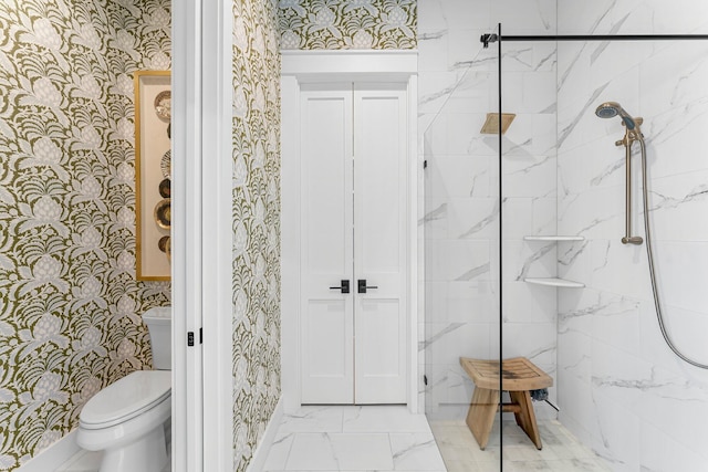 10 Basal St, Inlet Beach, FL 32461 - full bathroom with wallpapered walls, a marble finish shower, toilet, and marble look tile flooring
