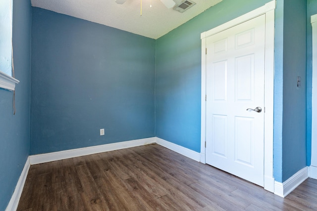 361 NE Gardner Dr, Fort Walton Beach, FL 32548 - unfurnished room with wood finished floors, baseboards, and ceiling fan