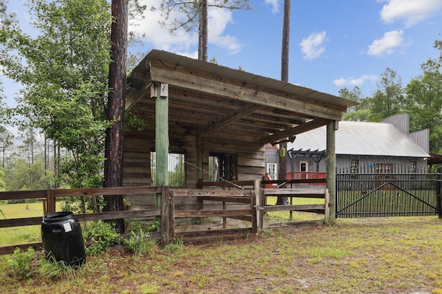 view of yard with an exterior structure