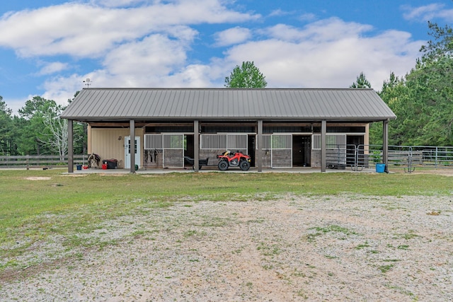 126 Tall Oaks Rd, Defuniak Springs, FL 32435 - exterior space featuring an outbuilding and an exterior structure