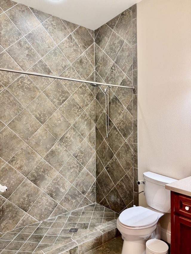 134 Rivercrest Cir, Santa Rosa Beach, FL 32459 - full bathroom featuring toilet, tiled shower, and vanity