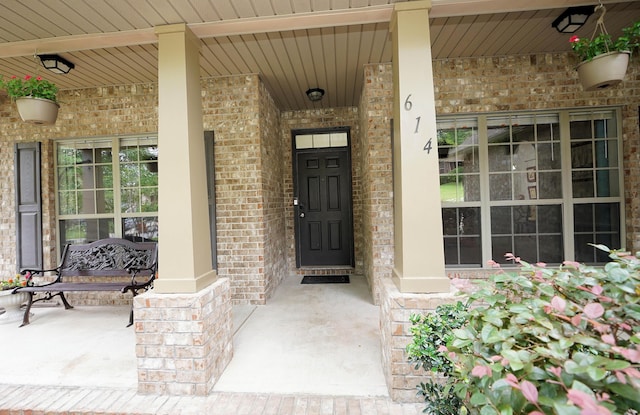 614 Red Fern Rd, Crestview, FL 32536 - entrance to property with a porch and brick siding