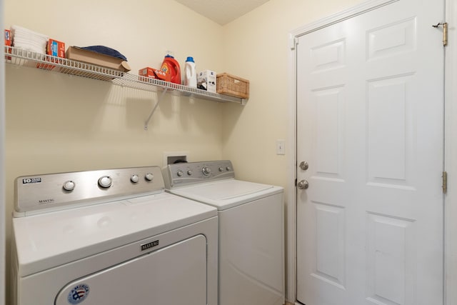 6100 Buck Ward Rd, Baker, FL 32531 - laundry room featuring laundry area and independent washer and dryer