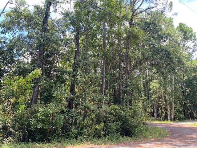 2825 Teepee Rd, Navarre, FL 32566