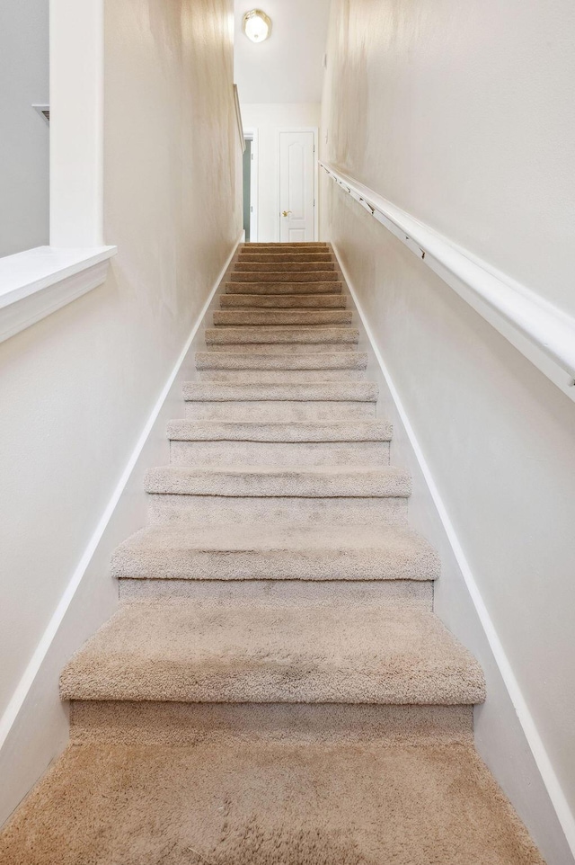 1901 Cottage Grove Ln Unit 1, Niceville, FL 32578 - view of stairs