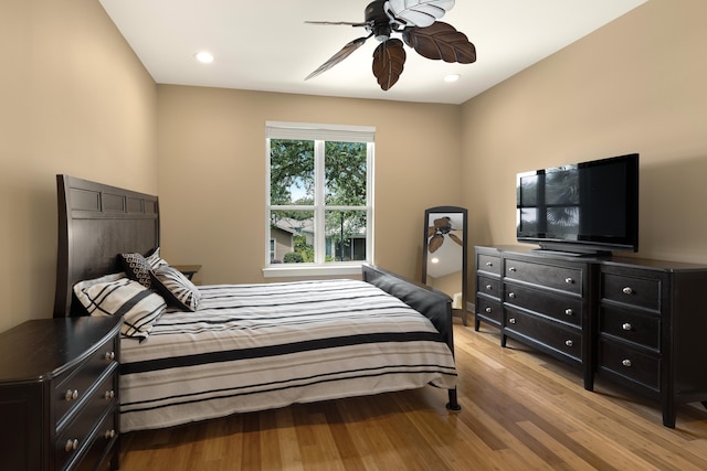 2021 Pine Island Cir, Miramar Beach, FL 32550 - bedroom with recessed lighting, ceiling fan, and light wood-type flooring
