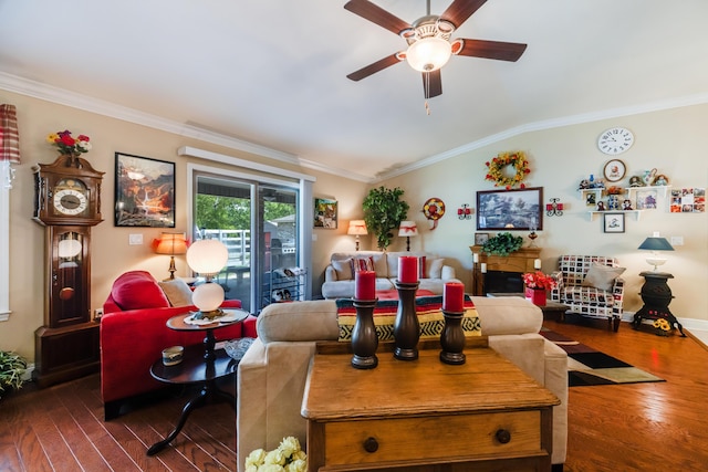 6444 Welannee Blvd, Laurel Hill, FL 32567 - living room featuring dark wood-type flooring, a ceiling fan, crown molding, and vaulted ceiling