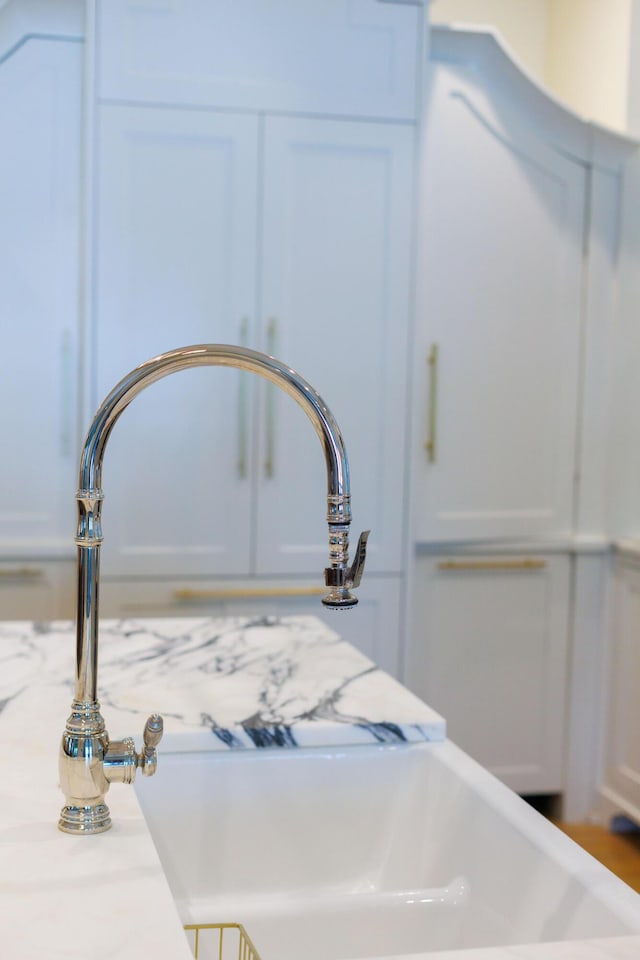 50 Camellia St, Santa Rosa Beach, FL 32459 - detailed view of a sink