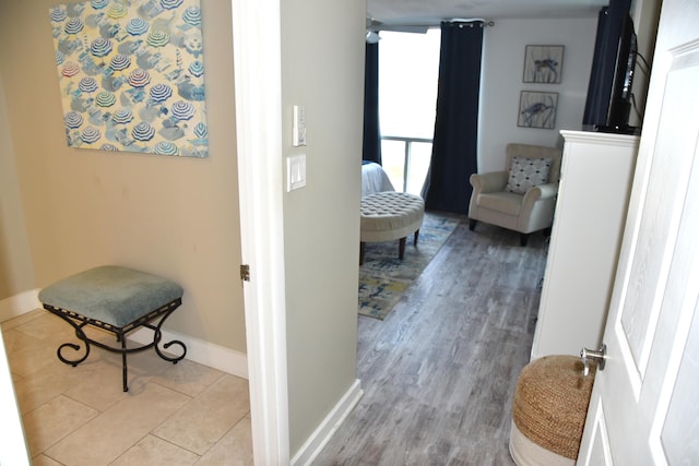 900 Gulf Shore Dr Unit 3042, Destin, FL 32541 - hall with baseboards and light wood-type flooring