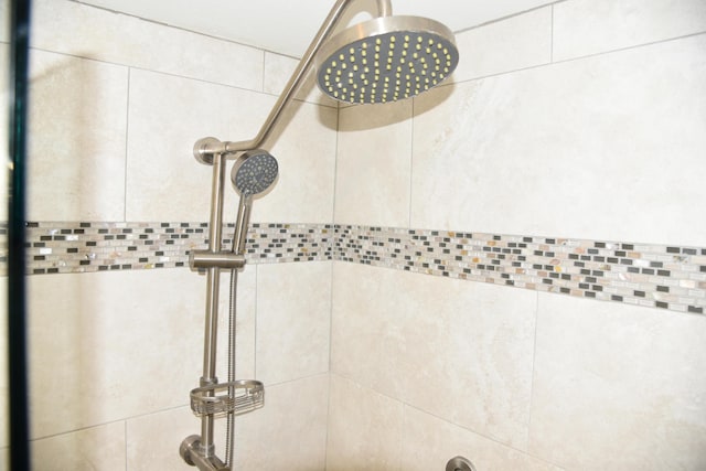 900 Gulf Shore Dr Unit 3042, Destin, FL 32541 - bathroom view of tiled shower
