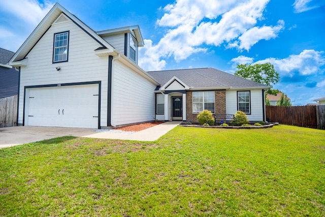 508 Boulder St, Crestview, FL 32536 - traditional-style house featuring a garage and driveway