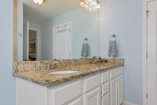 511 Oak Ave, Niceville, FL 32578 - full bath with double vanity