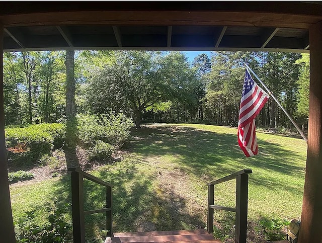 941 Walton Bridge Rd, Ponce De Leon, FL 32455 - view of green lawn