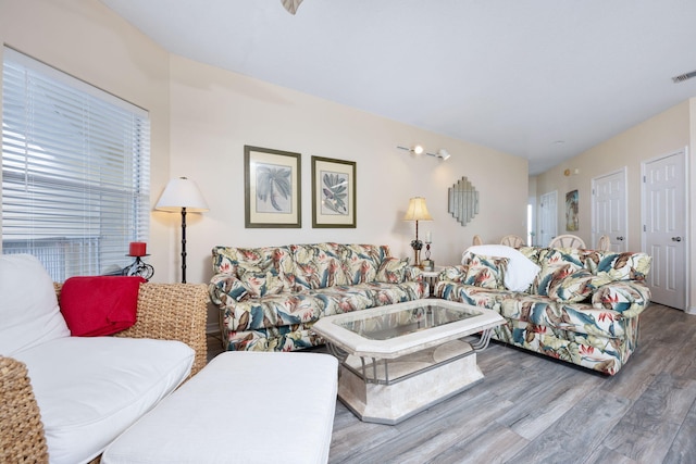 775 Gulf Shore Dr Unit 9222, Destin, FL 32541 - living area featuring wood finished floors