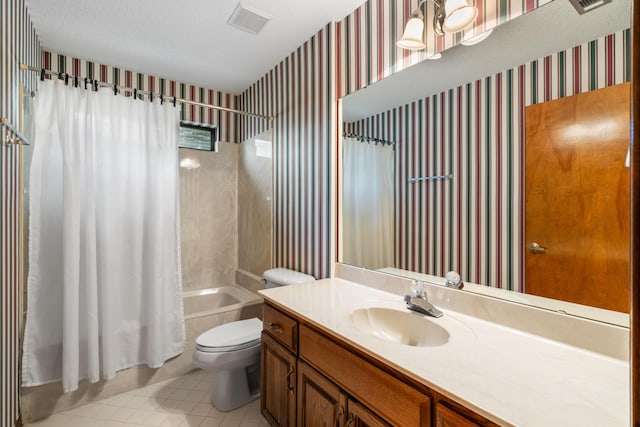 102 Bermuda Way, Niceville, FL 32578 - full bathroom featuring wallpapered walls, shower / bath combination with curtain, toilet, vanity, and tile patterned floors