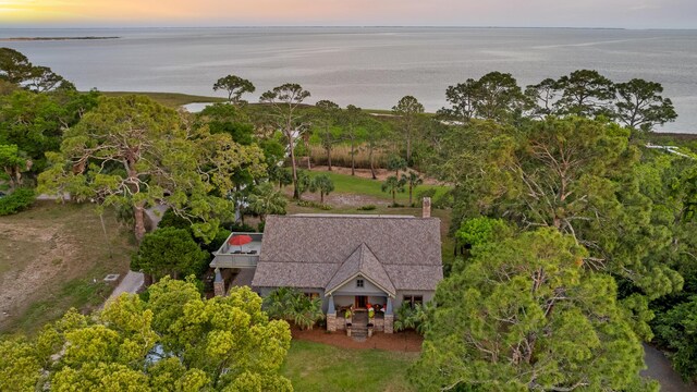 25 17th St, Apalachiacola, FL 32320 - aerial view at dusk of a water view