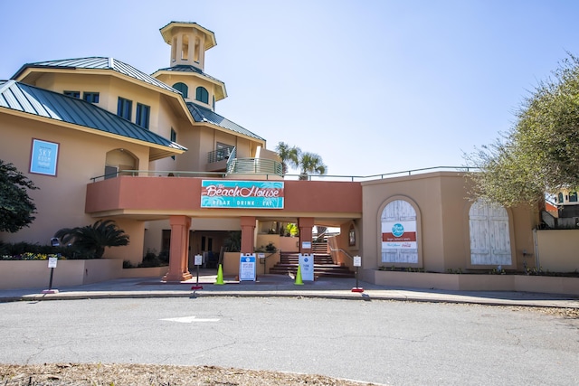 view of building exterior