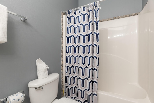 77 Mark St, Destin, FL 32541 - full bath with toilet and shower / tub combo with curtain