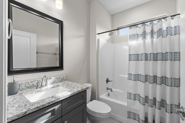 5414 Harmony Ln, Gulf Breeze, FL 32563 - full bath with vanity, toilet, and shower / tub combo