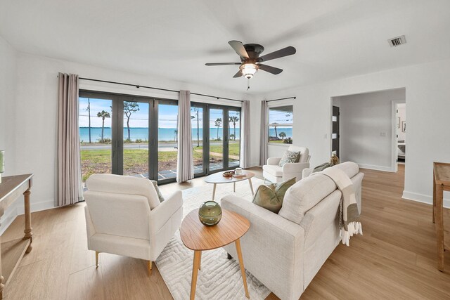 920 W Beach Dr, Panama City, FL 32401 - photo 1