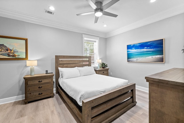 4724 Rendezvous Cv, Destin, FL 32541 - bedroom with light wood finished floors, baseboards, ornamental molding, recessed lighting, and ceiling fan