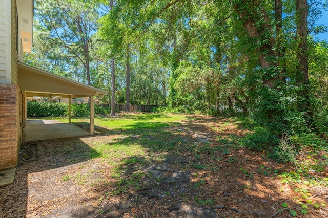 829 S Turnberry Cv, Niceville, FL 32578 - view of yard with a patio