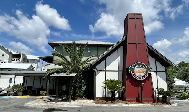 view of building exterior