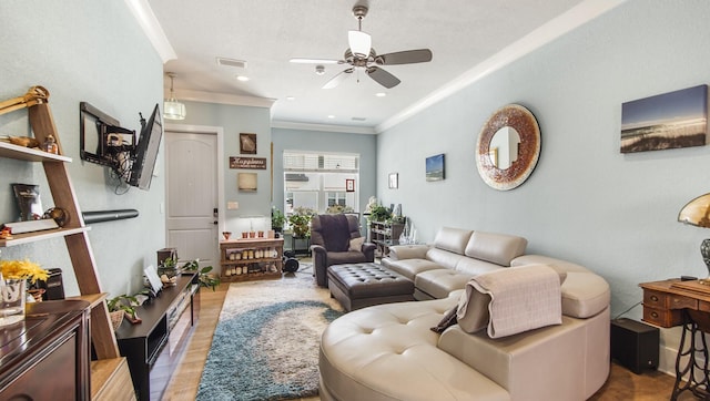 995 Airport Rd Unit 28, Destin, FL 32541 - living area with ceiling fan, crown molding, and wood finished floors