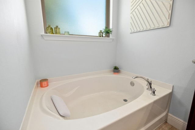 495 Brighton Cv, Freeport, FL 32439 - full bathroom with a bath