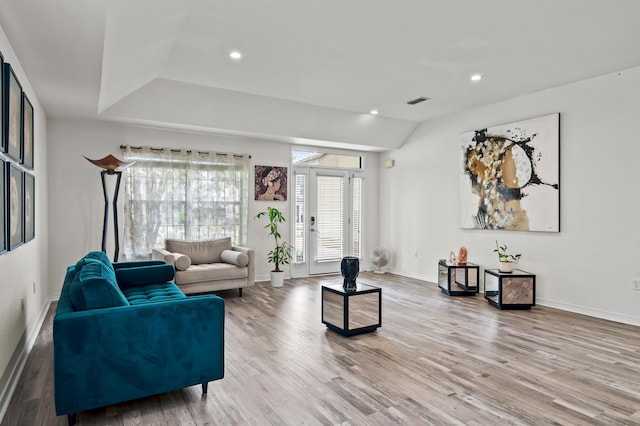 137 Loblolly Bay Dr, Santa Rosa Beach, FL 32459 - living room with wood finished floors, baseboards, recessed lighting, and vaulted ceiling