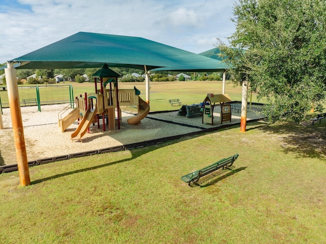 137 Loblolly Bay Dr, Santa Rosa Beach, FL 32459 - community playground featuring a yard