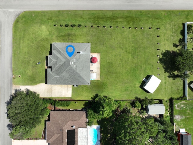 2424 Pineneedle Dr, Navarre, FL 32566 - bird's eye view of a pool