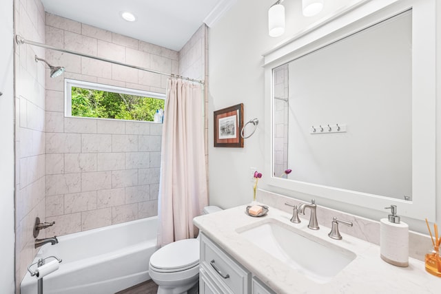 196 Summer Breeze Ln, Santa Rosa Beach, FL 32459 - full bathroom featuring shower / bath combo with shower curtain, toilet, vanity, and recessed lighting