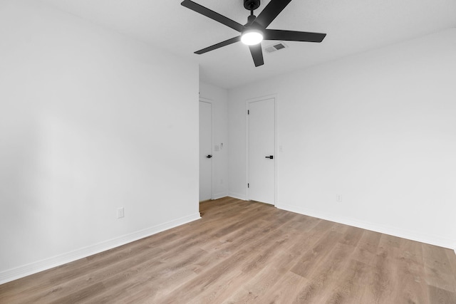 1725 Colonial Ct, Fort Walton Beach, FL 32547 - unfurnished room with light wood-type flooring, ceiling fan, and baseboards