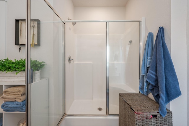 1126 Valor Walk, Crestview, FL 32539 - full bath featuring a shower stall