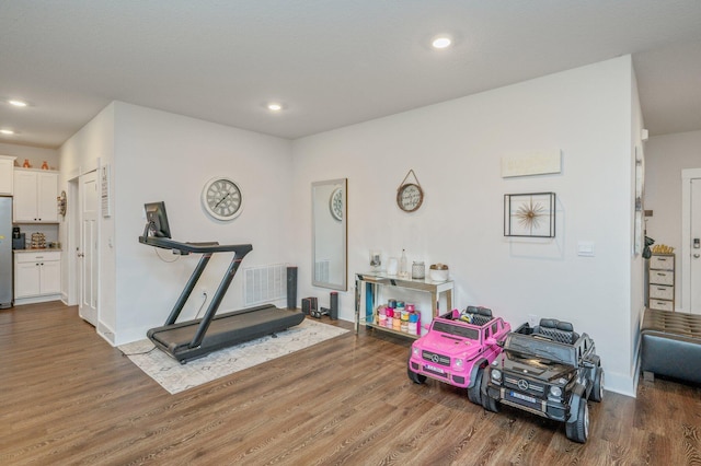 1126 Valor Walk, Crestview, FL 32539 - exercise area featuring wood finished floors, recessed lighting, and baseboards