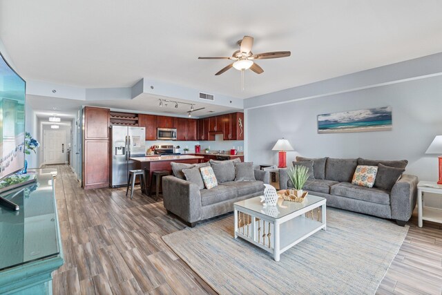 9902 S Thomas Dr Unit 335, Panama City Beach, FL 32408 - photo 4