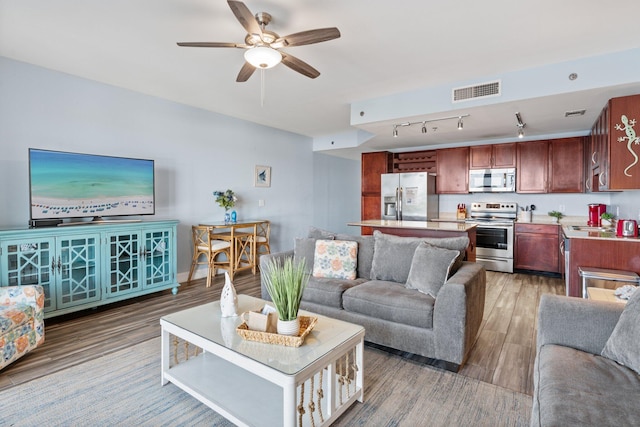 9902 S Thomas Dr Unit 335, Panama City Beach, FL 32408 - photo 6