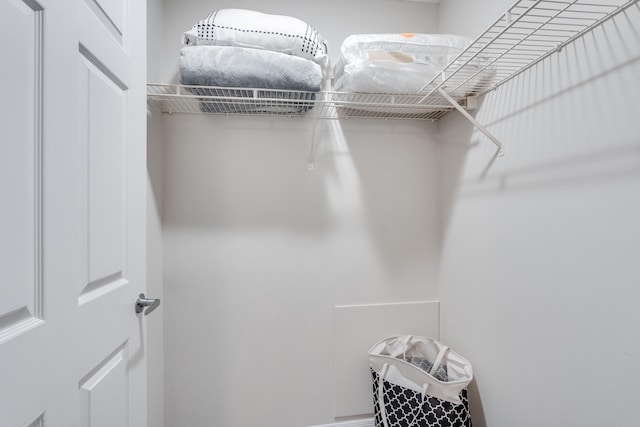 4274 Calinda Ln Unit 215, Niceville, FL 32578 - view of walk in closet