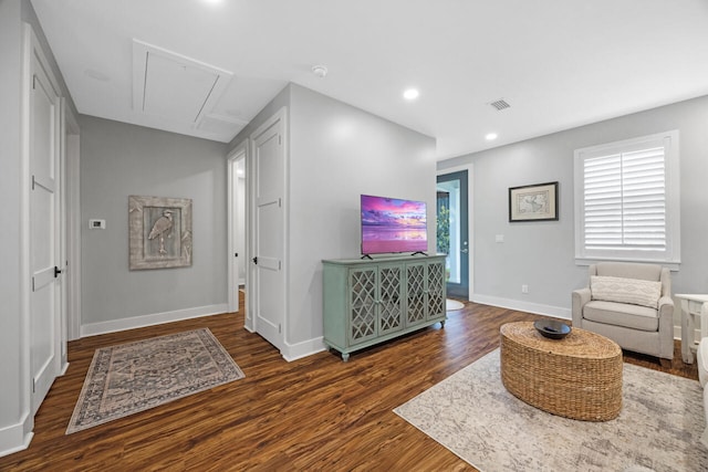 1650 Caswell Rd, Defuniak Springs, FL 32433 - living area featuring attic access, wood finished floors, baseboards, and recessed lighting