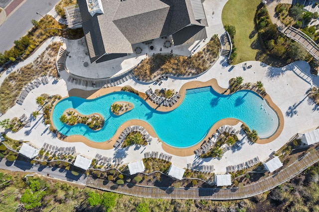 drone / aerial view of a pool area