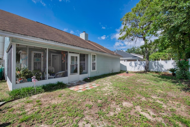102 Wright Dr, Niceville, FL 32578 - view of yard featuring a sunroom