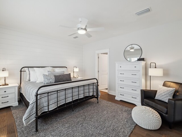 190 Valdare Ln, Inlet Beach, FL 32461 - bedroom featuring dark wood finished floors and a ceiling fan