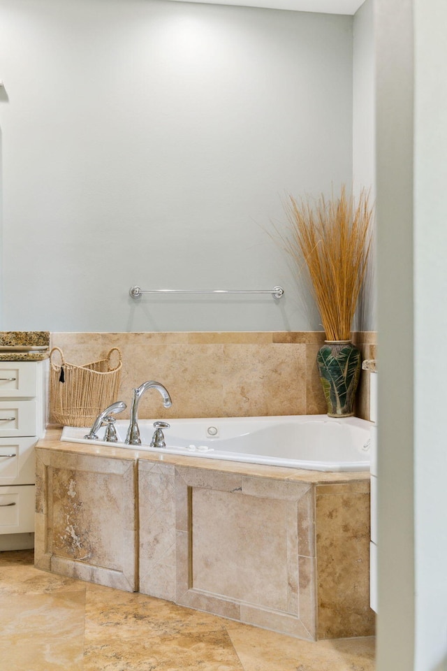 241 Overlook Dr, Miramar Beach, FL 32550 - bathroom featuring a bath
