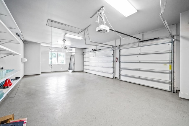 411 Calhoun Ave, Destin, FL 32541 - garage featuring a garage door opener