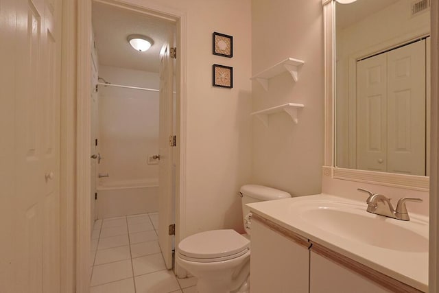 2606 Scenic Gulf Dr Unit 4108, Miramar Beach, FL 32550 - full bath featuring tile patterned flooring, vanity, toilet, bathtub / shower combination, and a closet