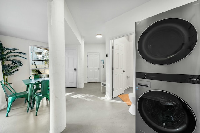 216 E Park Place Ave, Inlet Beach, FL 32461 - laundry room featuring stacked washer / dryer
