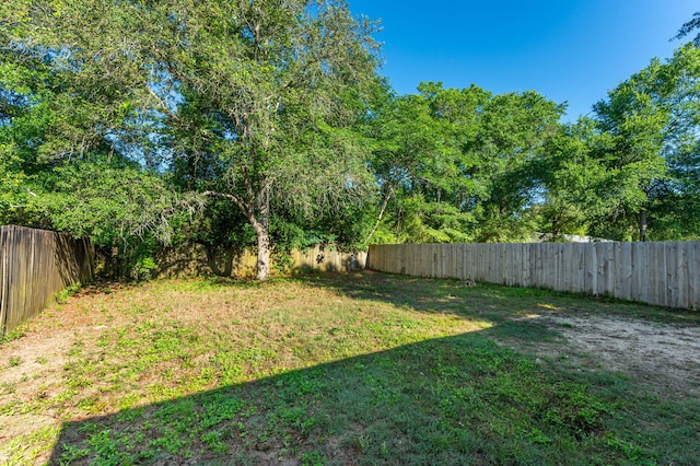 5134 Lake Dr, Crestview, FL 32539