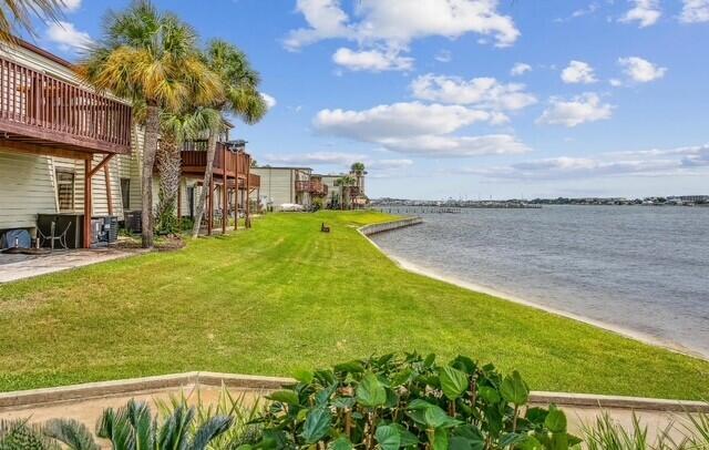 308 Miracle Strip Pkwy Unit 1C, Fort Walton Beach, FL 32548 - water view with local beach