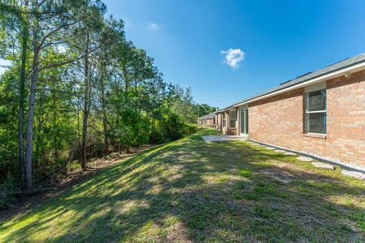 430 Hatchee Dr, Crestview, FL 32536 - view of green lawn